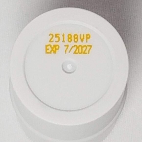 Blossom Essentials - Hydration Repair Honey Lip Balm - Picture 7 of 7